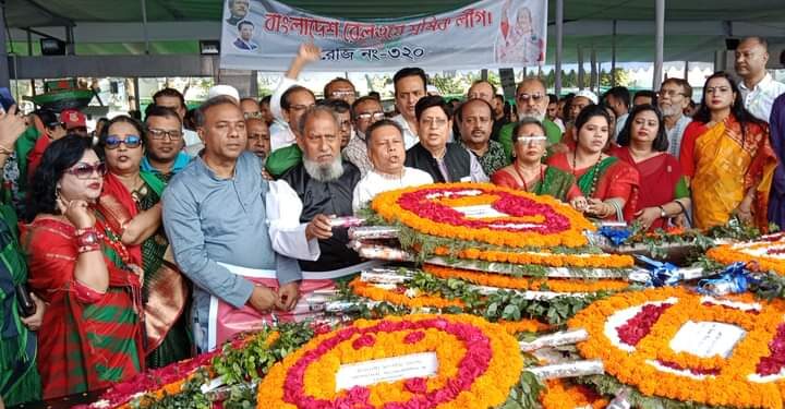 মহান স্বাধীনতা দিবসে জাতির পিতার প্রতিকৃতিতে বঙ্গবন্ধু ফাউন্ডেশনের শ্রদ্ধা নিবেদন
