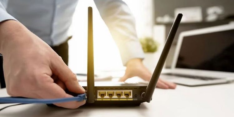 পুরোনো রাউটারকে বানিয়ে ফেলুন ওয়াই-ফাই এক্সটেন্ডার