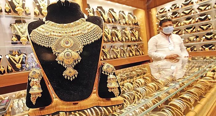 দেশের সব স্বর্ণের দোকান অনির্দিষ্টকালের জন্য বন্ধ ঘোষণা