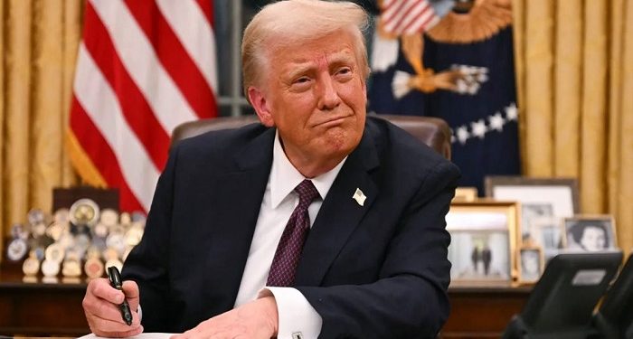 নতুন আইন ট্রাম্পের, যুক্তরাষ্ট্র থেকে রেমিট্যান্স পাঠালে গুনতে হবে ৫ শতাংশ কর