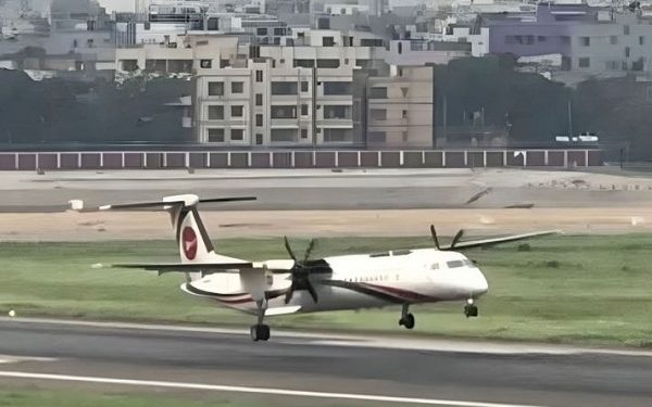 পাইলটের দক্ষতায় প্রাণে বেঁচে গেলে বাংলাদেশ বিমানের ৭১ যাত্রী