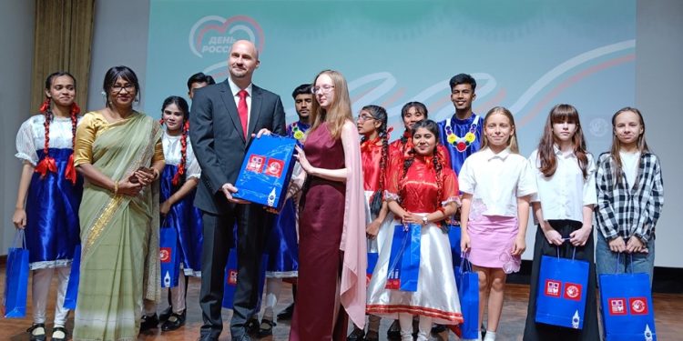 ঢাকায় রুশ হাউসে রাশিয়া দিবস উদযাপন