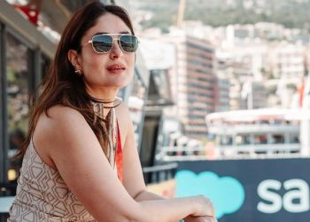 সন্ধ্যা ৬টায় ডিনার, সাড়ে ৯টায় ঘুম, কারিনার অন্যরকম জীবন