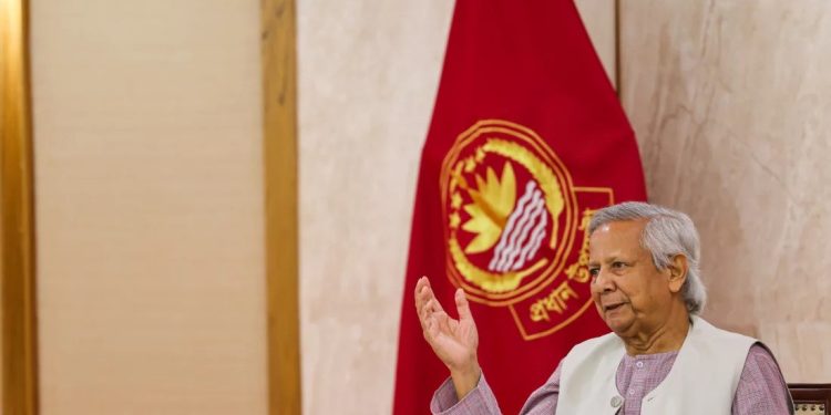 চার দিনের সফরে যুক্তরাজ্য যাচ্ছেন প্রধান উপদেষ্টা