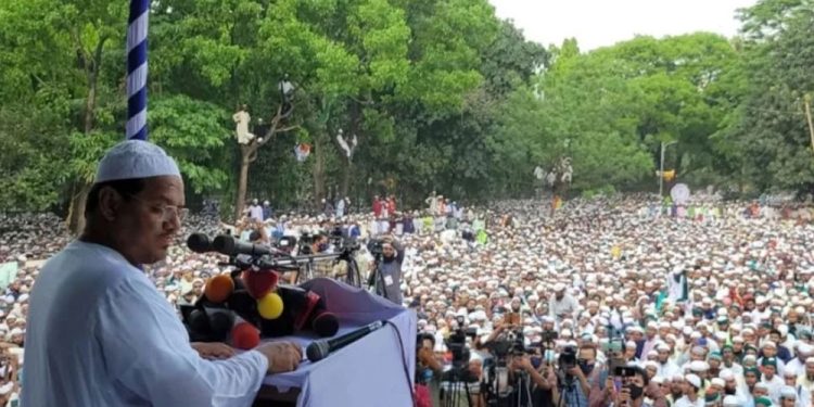 সোহরাওয়ার্দী উদ্যানে ইসলামী আন্দোলনের মহাসমাবেশ চলছে