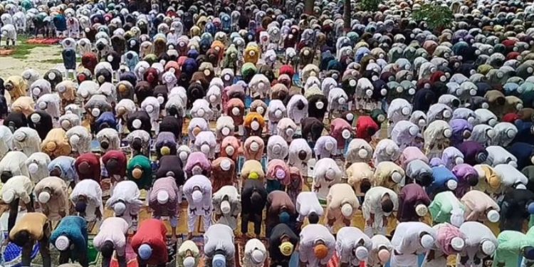 সর্বোচ্চ নিরাপত্তার মধ্য দিয়ে কিশোরগঞ্জের ঐতিহ্যবাহী শোলাকিয়া ময়দানে ১৯৮তম জামাত