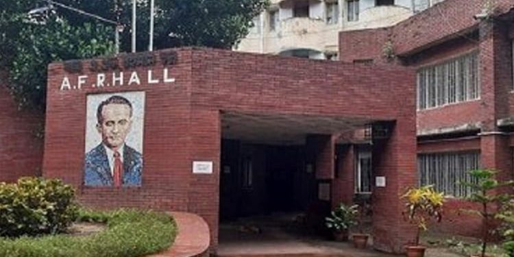 ঢাবির এ. এফ. রহমান হলে অধূমপায়ীদের কক্ষে ধূমপায়ীদের সিট দেয়া হবে না