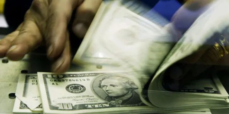 ১৯৭৩ সালের পর ডলারের সবচেয়ে বড় পতন