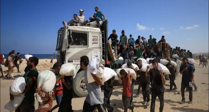 ইসরায়েলি বাহিনীর গুলিতে গাজায় ত্রাণ নিতে আসা ৬৭ জন নিহত