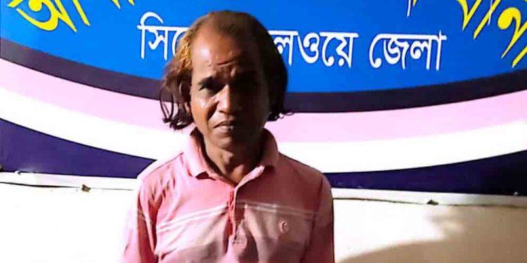 আখাউড়া ট্রেনের টিকিটসহ কালোবাজারি গ্রেপ্তার