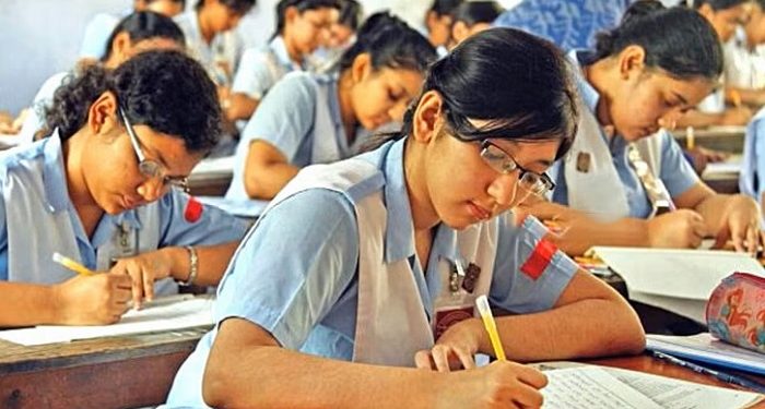 আজকের এইচএসসি ও সমমানের পরীক্ষা স্থগিত