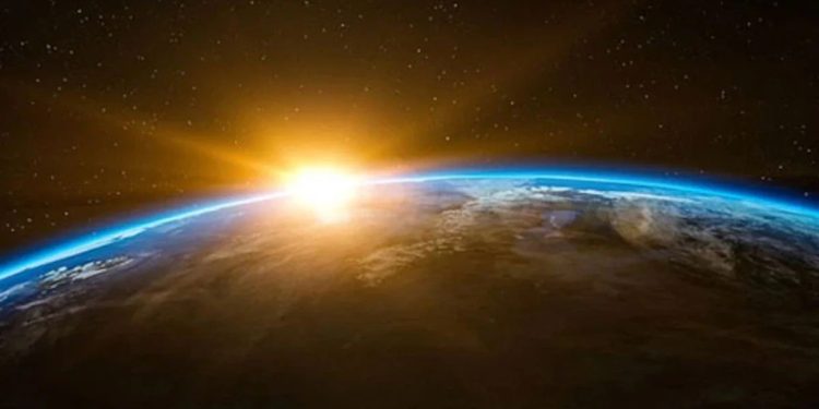 পৃথিবীর ঘূর্ণন বেড়েছে, সময় গণনায় পরিবর্তনের চিন্তা বিজ্ঞানীদের