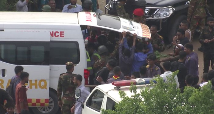 বিমান বিধ্বস্ত: নিহত বেড়ে ২৭, এর ২৫ জনই শিশু