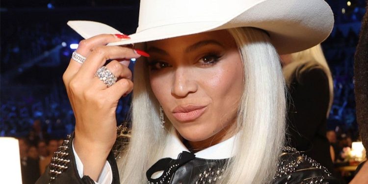 বিয়ন্সের অপ্রকাশিত গানের অ্যালবাম চুরি