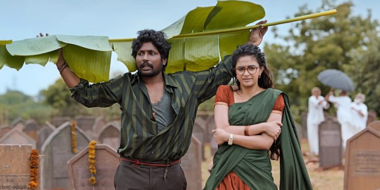 কবরের সংকটে এক গ্রামের হাসি-কান্নার গল্প