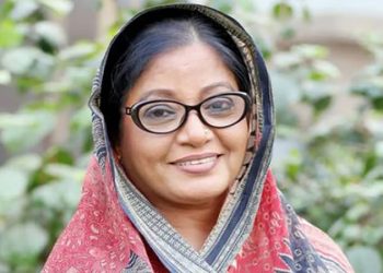 সিনেমা ইন্ডাস্ট্রিতে ৩৪ লাখ টাকা পাওনা রেখে এসেছি: ডলি জহুর