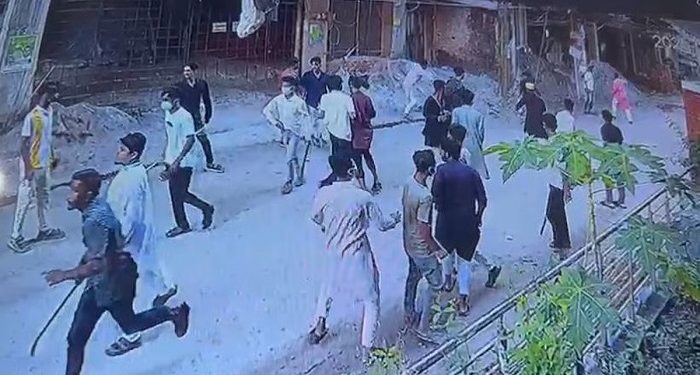 রাজধানীর পল্লবীতে ৫ কোটি টাকা চাঁদা দাবি, না পেয়ে হামলা-গুলি