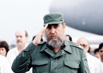 বিপ্লবের প্রবাদ পুরুষ ফিদেল কাস্ত্রোর ৯৯তম জন্মদিন আজ