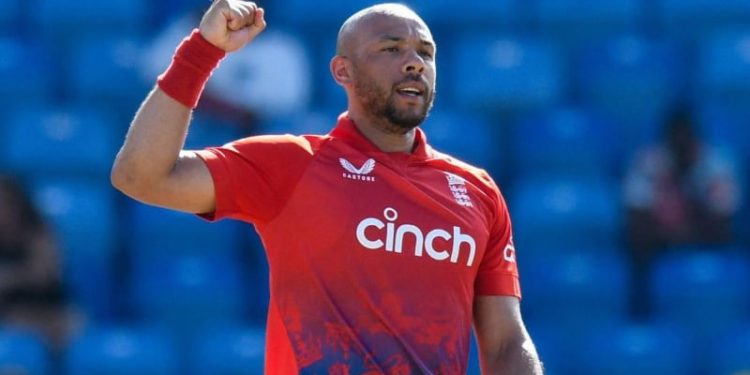 প্রাপ্তবয়স্কদের সাইটে নাম লেখালেন বিপিএল খেলা ইংলিশ ক্রিকেটার