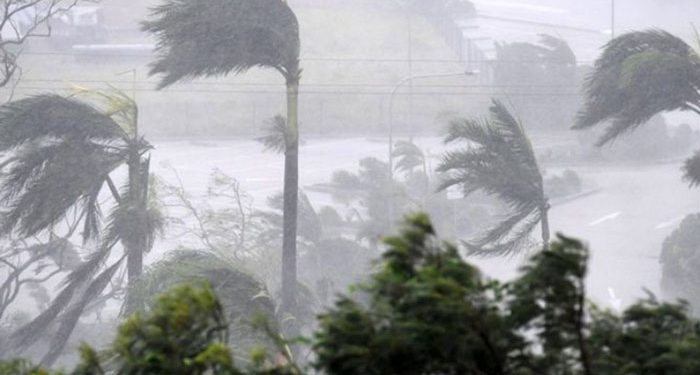 দুপুরের মধ্যে ৬ অঞ্চলে ৬০ কিমি বেগে ঝড়ের আভাস