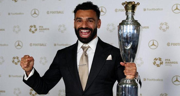 আবারও বর্ষসেরা সালাহ, রেকর্ড গড়লেন মিশরীয় তারকা