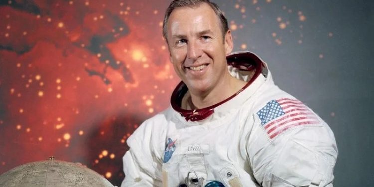 ‘অ্যাপোলো ১৩’ মিশনের মহাকাশচারী জিম লাভেলের মৃত্যু