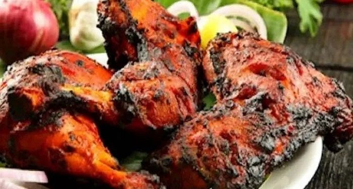 ওভেন ছাড়াই তন্দুরি চিকেন বানিয়ে নিন