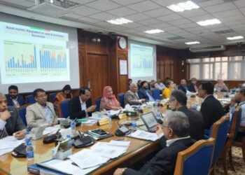 দীর্ঘমেয়াদি অর্থায়নে পুঁজিবাজার ও বন্ডকে ব্যবহারের প্রস্তাব