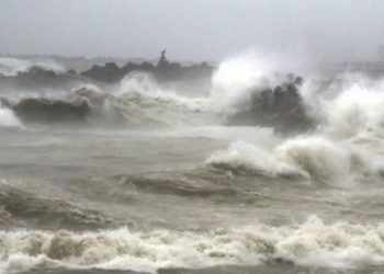 সাগরে লঘুচাপ সৃষ্টির আভাস, ৪ বিভাগে ভারী বৃষ্টির শঙ্কা