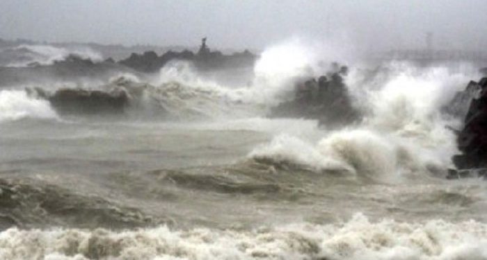 লঘুচাপের সৃষ্টি, সমুদ্রবন্দরে ৩ নম্বর সতর্ক সংকেত জারি