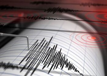 রাশিয়ায় ৭.৪ মাত্রার শক্তিশালী ভূমিকম্প