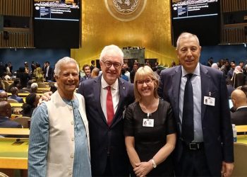 জাতিসংঘে সিনিয়র বিশ্বনেতাদের সঙ্গে প্রধান উপদেষ্টার বৈঠক