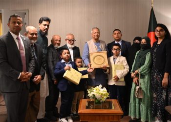 প্রধান উপদেষ্টার সঙ্গে দিদারুল ইসলামের পরিবারের সাক্ষাৎ