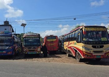 রাঙামাটির সঙ্গে খাগড়াছড়ি ও বান্দরবানের সড়ক যোগাযোগ বন্ধ