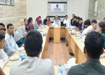 ডাকসুর পক্ষ থেকে সিনেটে যাচ্ছেন যে ৫ জন