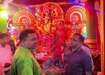 পটুয়াখালীতে পূজামণ্ডপ পরিদর্শনে প্রশাসন