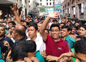 হাদিসের কথা,অন্যকে সহযোগিতাই আল্লাহর সাহায্যের চাবিকাঠি