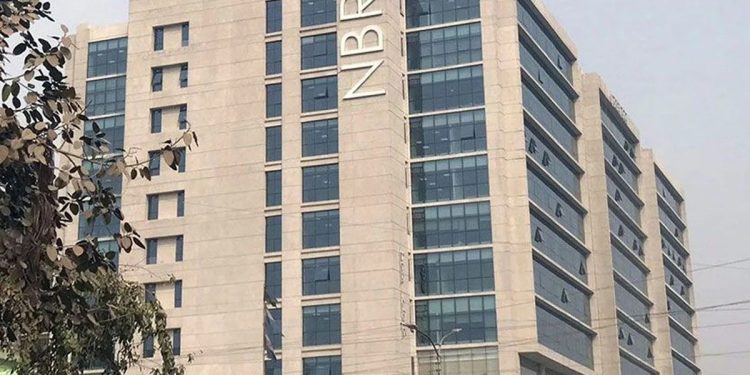 রপ্তানিকারকদের শুল্কমুক্ত কাঁচামাল আমদানির সুযোগ দেবে এনবিআর