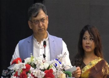 রাজনৈতিক স্বার্থে রাষ্ট্রকে ‘ঝুঁকির মুখে’ ঠেলবেন না : সালাহউদ্দিন