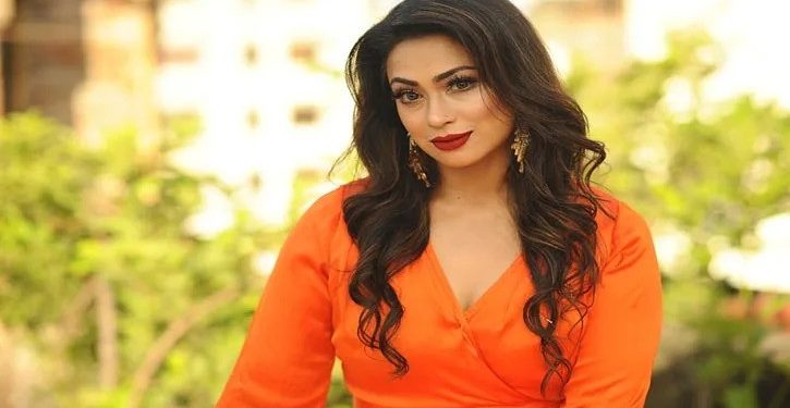 প্রেক্ষাগৃহে আসছে পপির সিনেমা