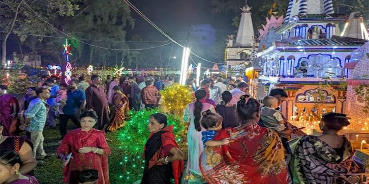 ঝালকাঠি পৌর শ্মশানে দীপাবলি উৎসব শুরু