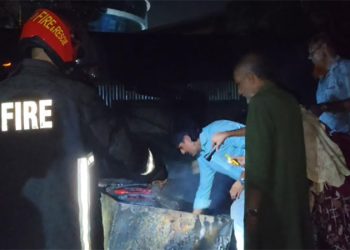 নেত্রকোণায় হরিজন পল্লিতে আগুনে পুড়ে বসতঘর ছাই