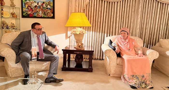 খালেদা জিয়ার সাথে ফিলিস্তিনি রাষ্ট্রদূতের সাক্ষাৎ