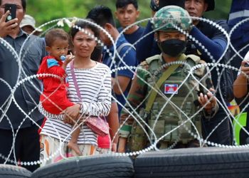 মাইক দিয়ে মানসিক ভয় দেখাচ্ছে থাই বাহিনী, জাতিসংঘে চিঠি কম্বোডিয়ার