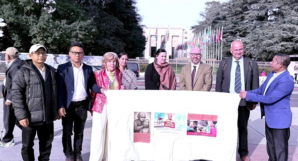 বাংলাদেশের আইন শৃঙ্খলা অবনতি ও সংখ্যালঘু ও আদিবাসী নির্যাতন বিষয়ে জাতিসংঘের সম্মুখে বিশ্বের বিভিন্ন দেশের মানবাধিকার কর্মীদের প্রতিবাদ সভা