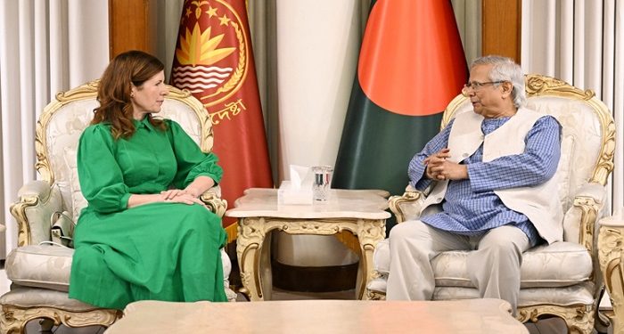 আওয়ামী লীগ নির্বাচনে অংশ নিতে পারবে না : প্রধান উপদেষ্টা