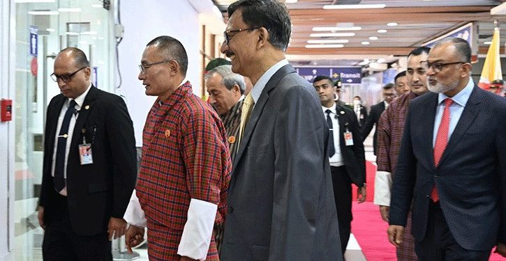 ঢাকা ছাড়লেন ভুটানের প্রধানমন্ত্রী