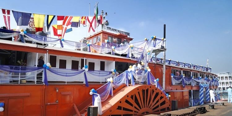 শতবর্ষী প্যাডেল স্টিমার ‘পিএস মাহসুদ’ চালু