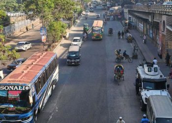 শাটডাউন কর্মসূচি,ঢাকার সড়কে যান চলাচল স্বাভাবিক