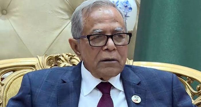 সাবেক রাষ্ট্রপতি আবদুল হামিদের বাড়িতে হামলা ও ভাঙচুর